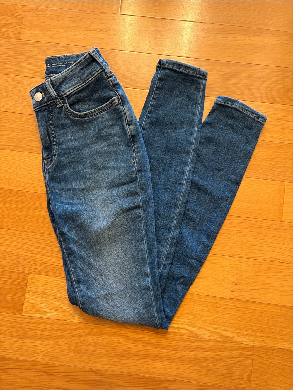 Pilcro Women's Mid-Wash High Rise Skinny Jeans